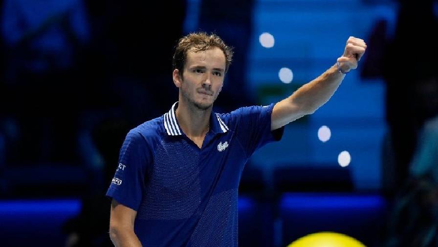 Medvedev năm thứ hai liên tiếp vào chung kết ATP Finals