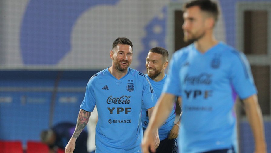 Messi trở lại tập luyện với đồng đội trước trận mở màn World Cup của ĐT Argentina