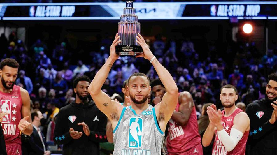 Stephen A-Smith: 'Curry xứng đáng là đầu tàu của NBA hơn là LeBron James'