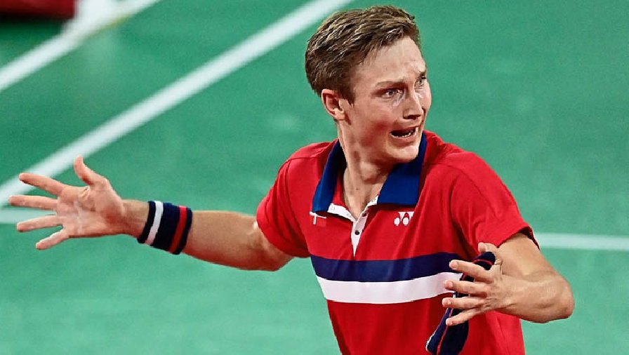 Tay vợt Viktor Axelsen đòi nợ Liên đoàn cầu lông thế giới