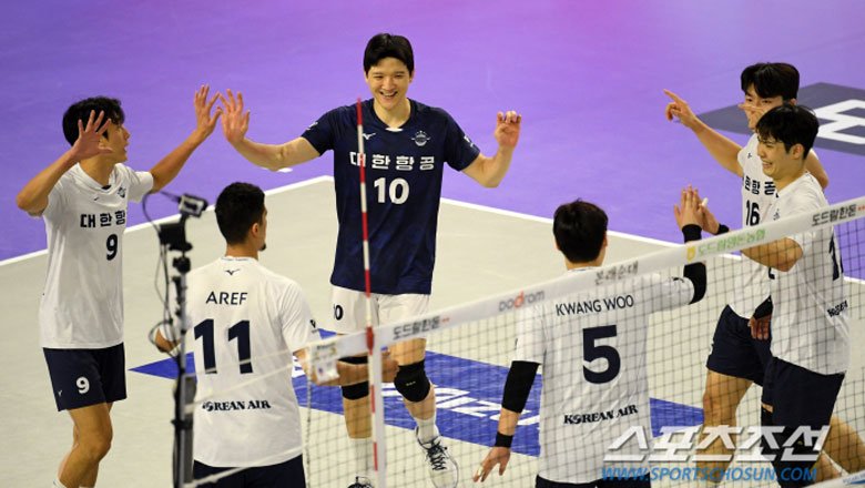 Sao bóng chuyền Hàn Quốc gãy xương, rút khỏi đội tuyển quốc gia dù vừa tập trung
