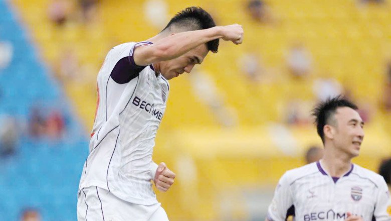Tiến Linh giành Vua phá lưới V.League, chân sút nội chấm dứt mạch 'đói kém' sau 8 năm