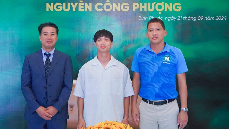 Công Phượng nói lời cuối cùng với CLB Nhật Bản sau khi chính thức khoác áo Trường Tươi Bình Phước