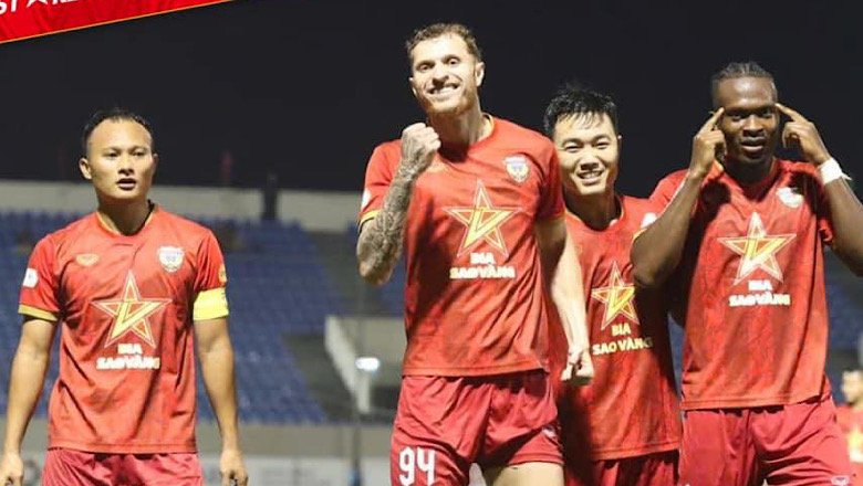 Geovane lập hat-trick, Hà Tĩnh áp sát HAGL trên nhóm đầu BXH V.League