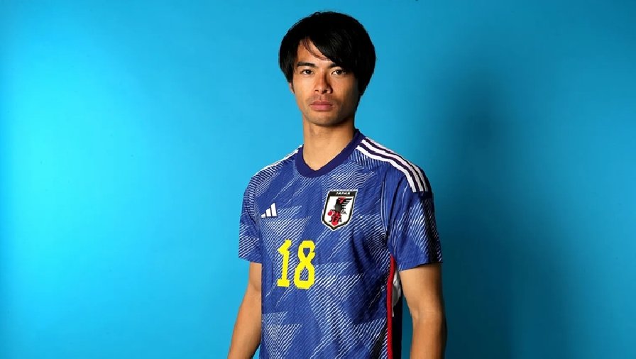Kaoru Mitoma vắng mặt trong buổi tập mới nhất của ĐT Nhật Bản, để ngỏ khả năng ra sân gặp Indonesia