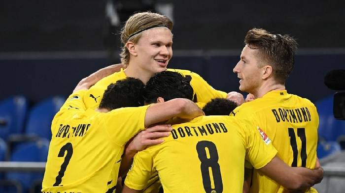 Erling Haaland khiến Dortmund bị phạt nặng