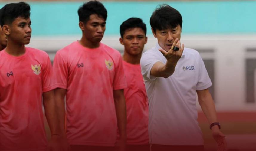 HLV Shin Tae Yong dẫn dắt ĐT U19 Indonesia dự giải giao hữu tại Việt Nam