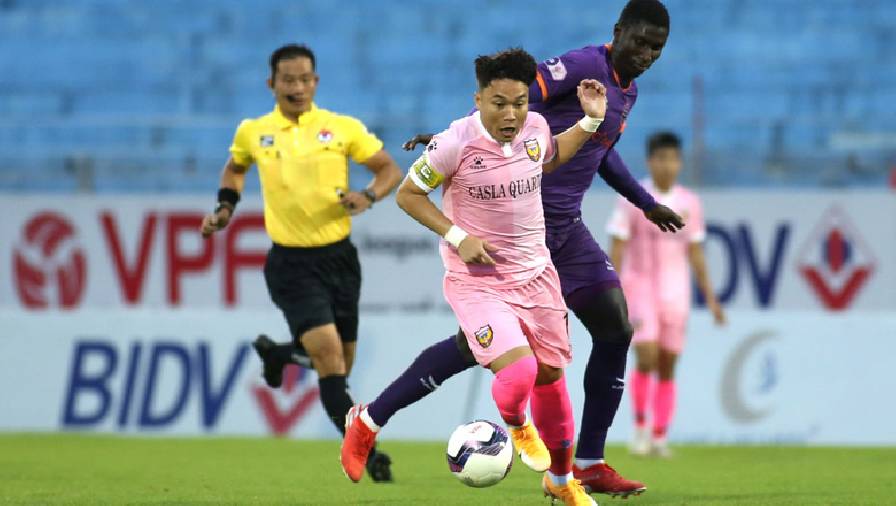 Phi Sơn sang Singapore phẫu thuật, lỡ giai đoạn đầu V.League 2022