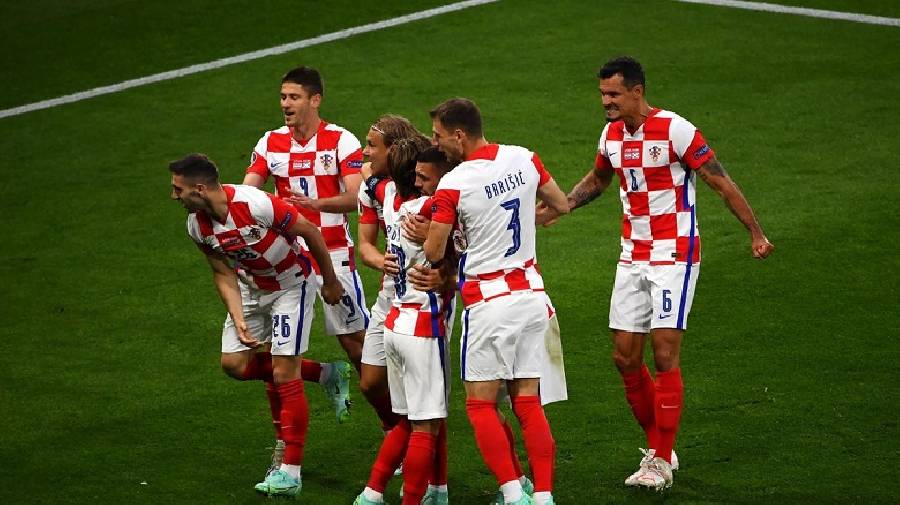 Video bàn thắng Croatia vs Scotland: Modric lập siêu phẩm