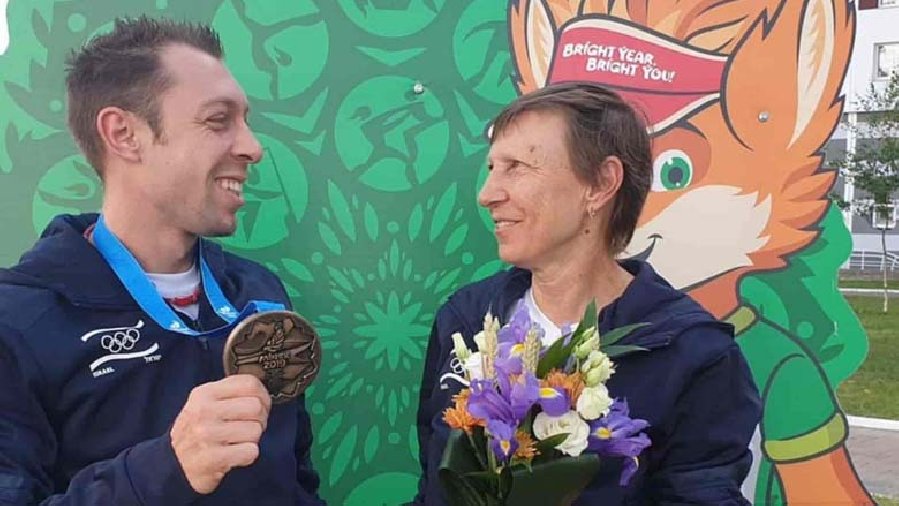 Cặp đôi mẹ con lập kỷ lục vô tiền khoáng hậu ở giải Cầu lông vô địch thế giới