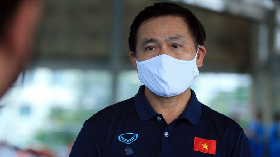 Bầu Tú căn dặn đội tuyển futsal Việt Nam: 'Tự hào nhưng đừng tự mãn'