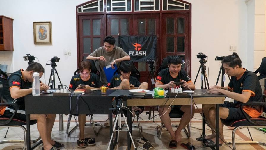 ĐTDV mùa Đông 2021: Team Flash và V Gaming cùng thắng lớn, 'chốt sổ' Top 4
