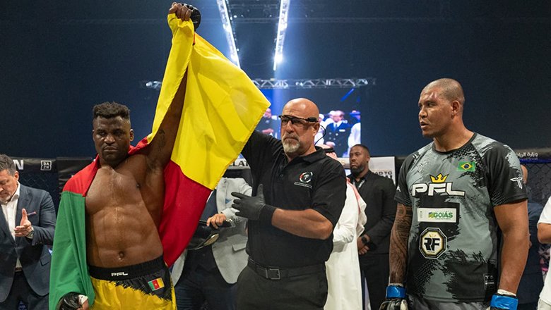 Vì sao Ngannou được tranh đai trong trận ra mắt PFL?