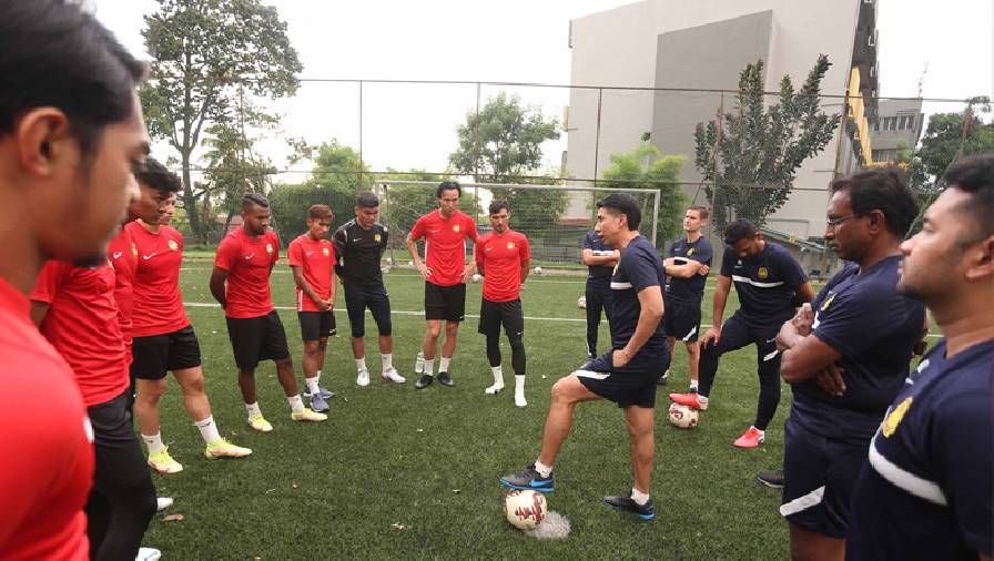 Malaysia hội quân chuẩn bị AFF Cup 2021 với 11 cầu thủ