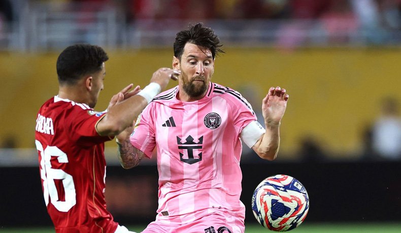 Messi lập kỷ lục đúng dịp sinh nhật thứ 38
