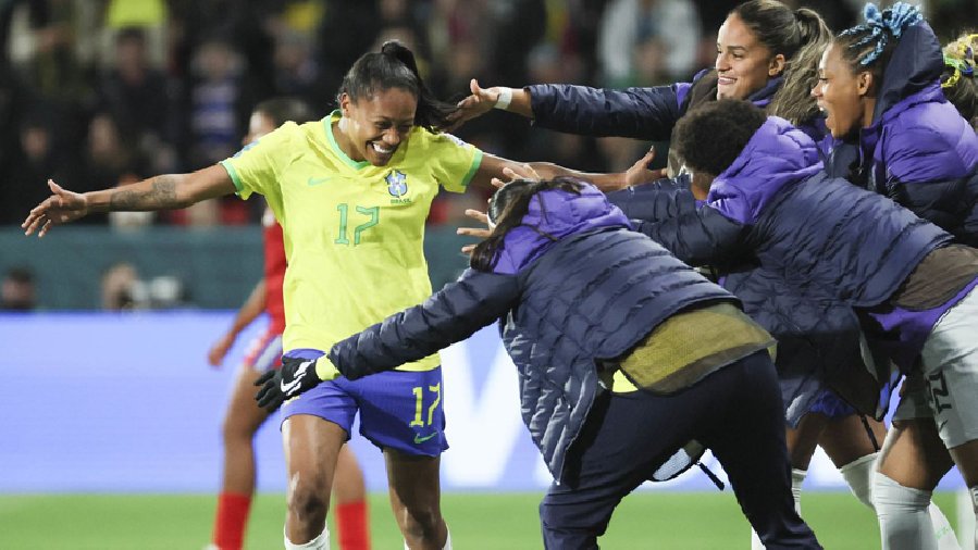 Sao Brazil đi vào lịch sử sau cú hat-trick đầu tiên ở World Cup nữ 2023