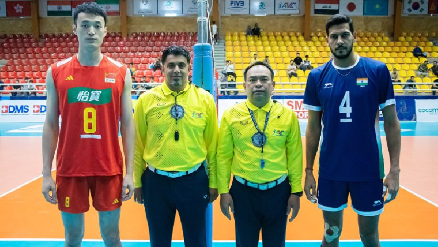 Tuyển bóng chuyền nam Trung Quốc 'chết hụt' trước Ấn Độ ở giải Vô địch châu Á 2023