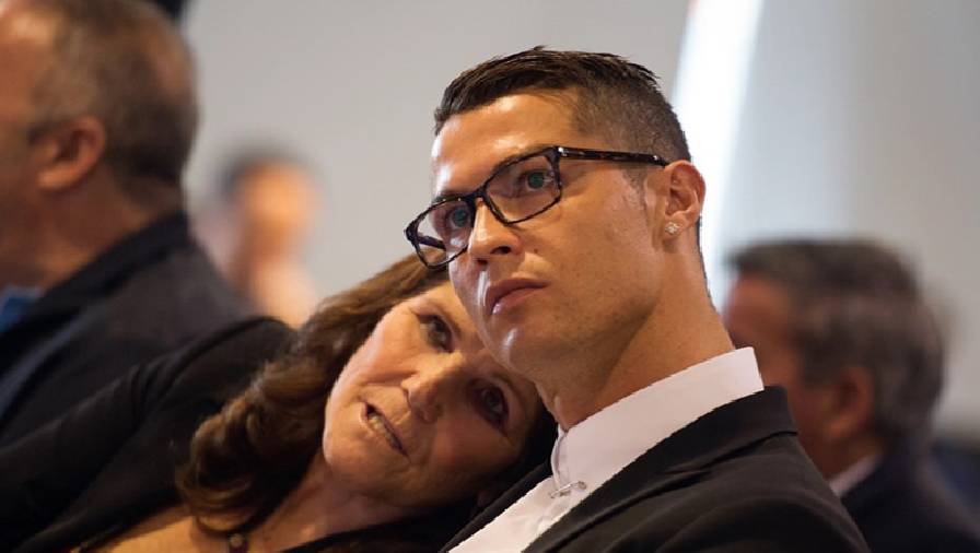 Mẹ Cristiano Ronaldo tiết lộ thời điểm con trai giải nghệ 