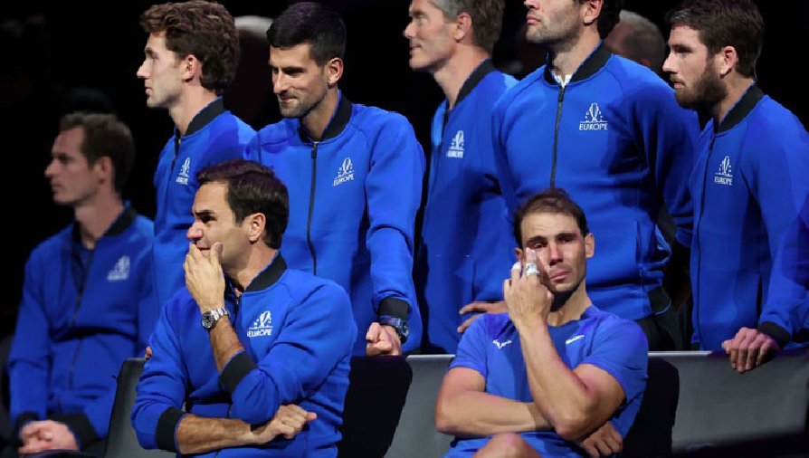 Nadal xúc động rơi nước mắt khi thấy Federer khóc như mưa