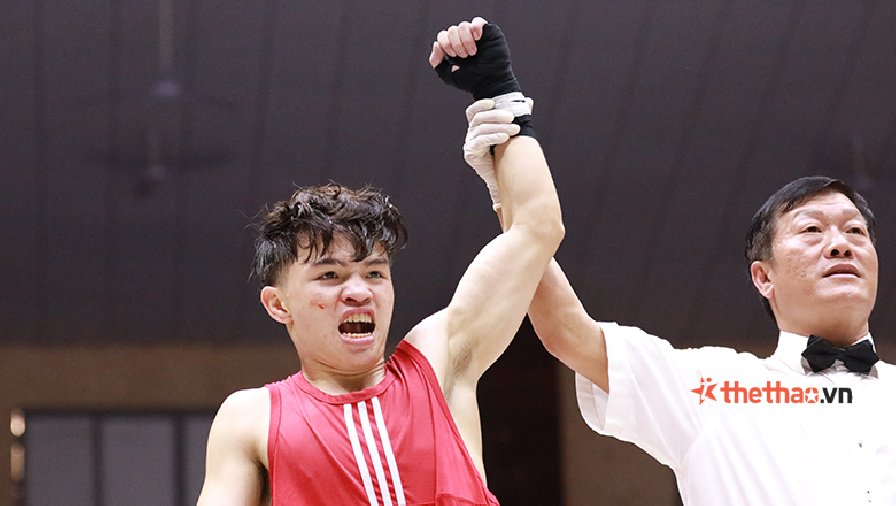 Võ sĩ Việt Nam hạ knock-out đối thủ cao hơn một cái đầu ở giải Boxing trẻ châu Á