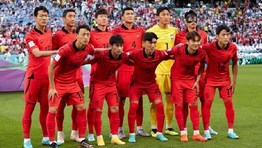 ĐT Hàn Quốc khiến Uruguay ‘hoa mắt’, ra sân với 5 cầu thủ phòng ngự họ Kim