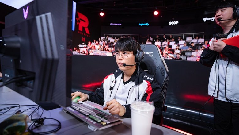 LCK 2025: Ngược dòng đánh bại BNK FearX, KT Rolster chốt sổ Top 6