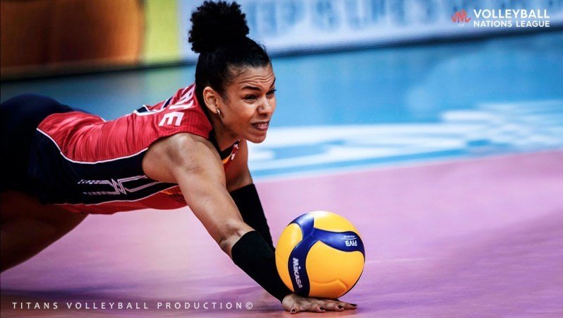 Nữ VĐV mang bầu vẫn quyết định tham dự giải bóng chuyền Volleyball Nations League 2025