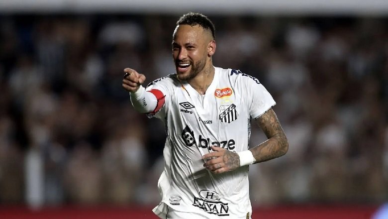 Gây thất vọng, Neymar vẫn được Santos ‘tưởng thưởng’ hợp đồng mới