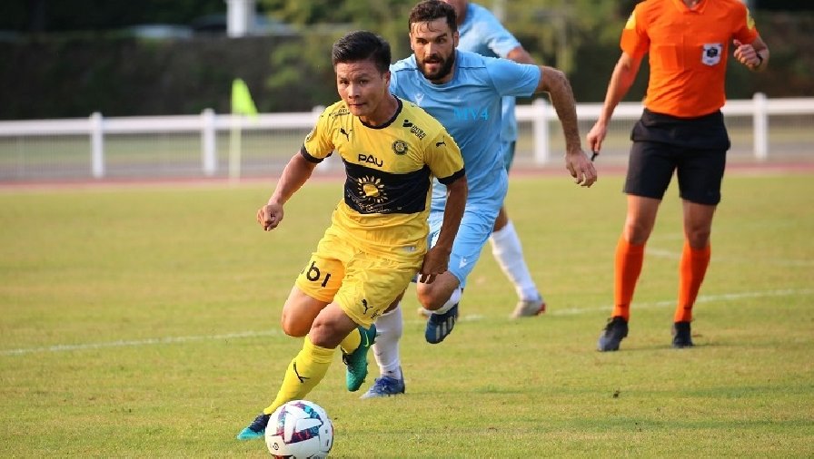HLV Pau FC muốn chiêu mộ thêm cầu thủ ở vị trí của Quang Hải