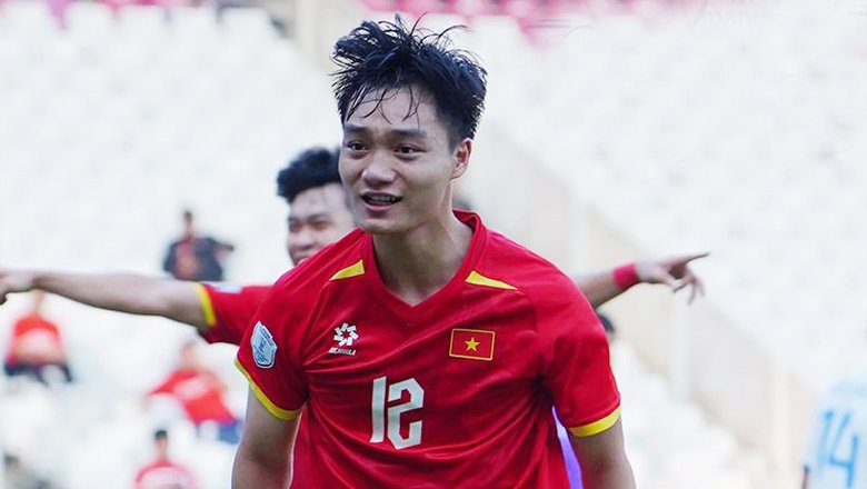 Xuân Bắc giành giải cầu thủ xuất sắc nhất trận U23 Việt Nam vs U23 Philippines