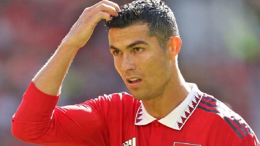 Marseille bực mình với tin đồn mua Ronaldo