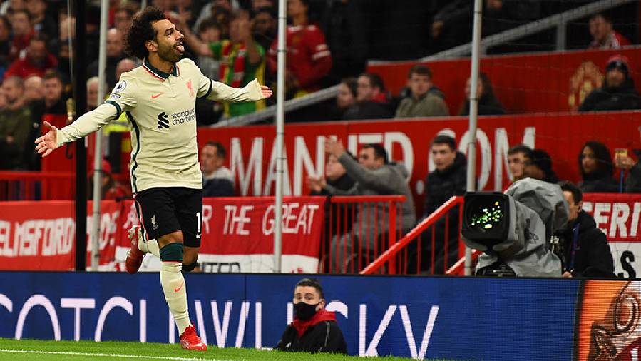 Salah lập hat-trick, Liverpool vùi dập MU 5 bàn không gỡ tại Old Trafford
