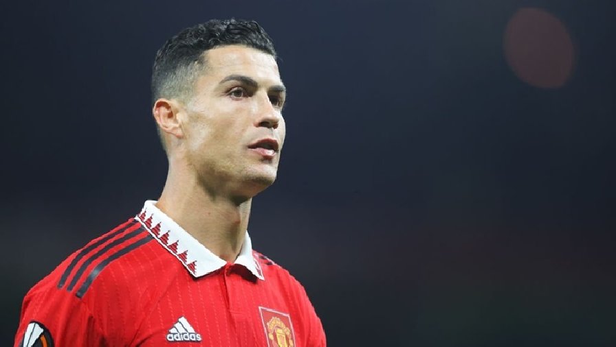 Ten Hag cho Ronaldo cơ hội đầu tiên để sửa sai