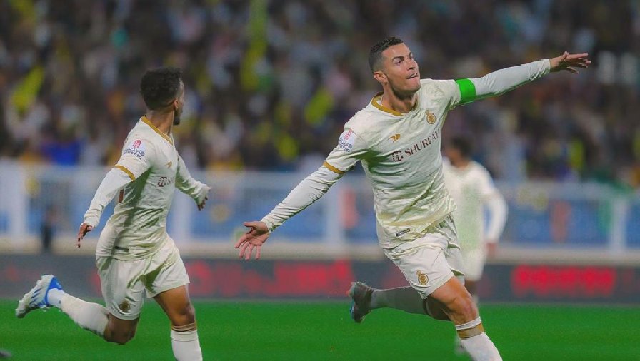 Ronaldo lập hat-trick trong 36 phút, Al Nassr độc chiếm ngôi đầu giải Saudi Arabia