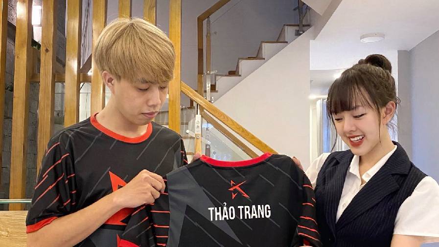MC Thảo Trang gia nhập Talent Esports PUBG Mobile?