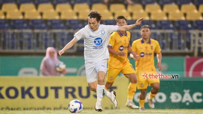 Cục diện cuộc đua vô địch V.League: Nam Định chỉ cần 2 điểm ở 2 vòng cuối