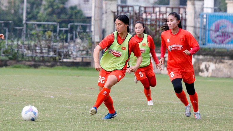 Cầu thủ Việt kiều bị loại khỏi ĐT nữ Việt Nam