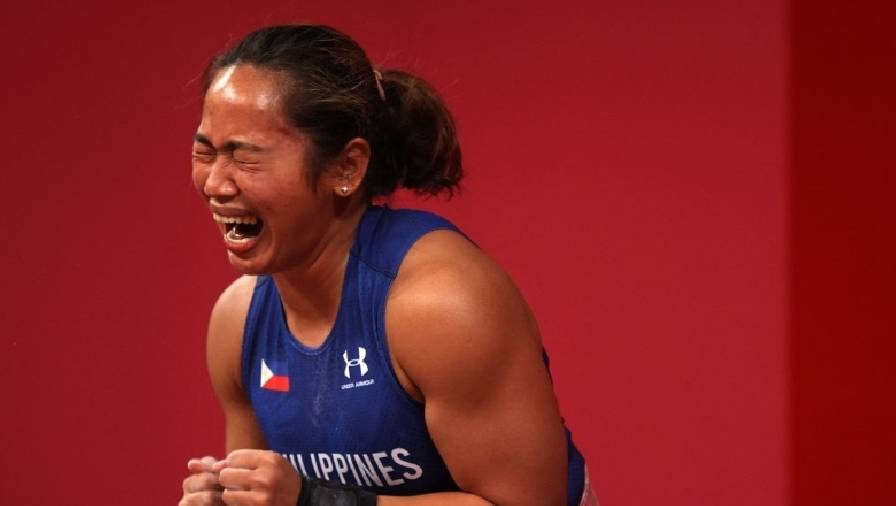 Lính dù Philippines giành huy chương vàng cử tạ Olympic Tokyo