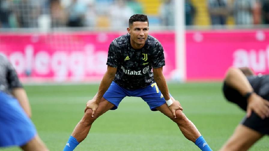 Man City từ chối trả tiền chuyển nhượng, chi lương bèo bọt cho Ronaldo