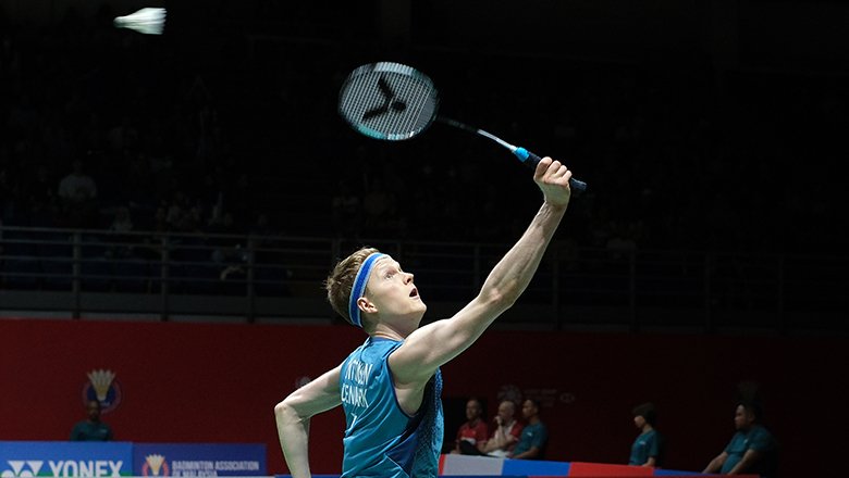 Anders Antonsen thua ở vòng 1 giải cầu lông Singapore Mở rộng 2025
