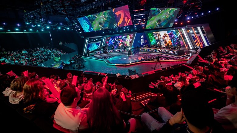 Riot Games giải thích lý do cho phép tài trợ cá cược
