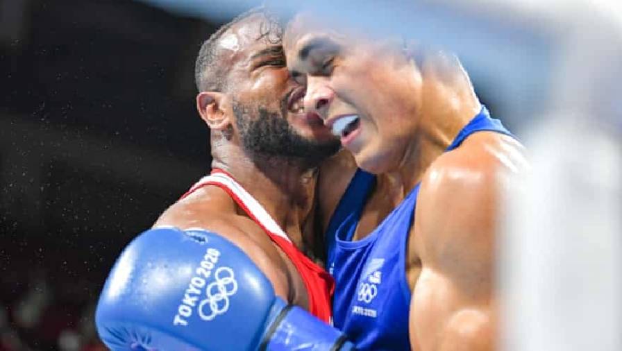 VĐV ở Olympic Tokyo tái hiện pha 'cẩu xực' của Mike Tyson