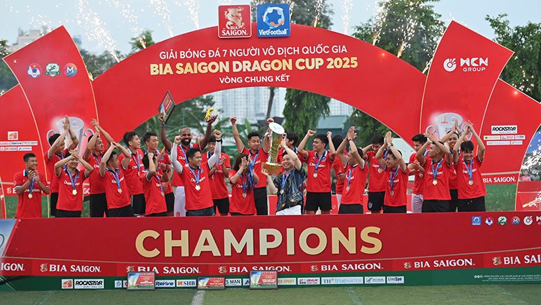 Thiên Khôi FC lần đầu vô địch Giải bóng đá 7 người VĐQG Bia Saigon Dragon Cup