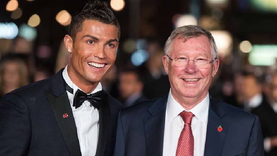 Ronaldo bỏ Man City, chọn MU sau buổi nói chuyện với Sir Alex Ferguson