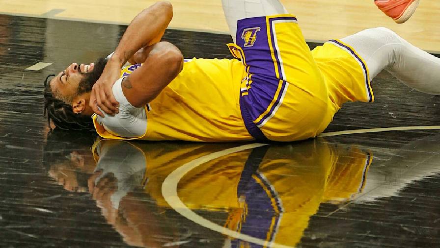 Los Angeles Lakers đón hung tin về LeBron James và Anthony Davis