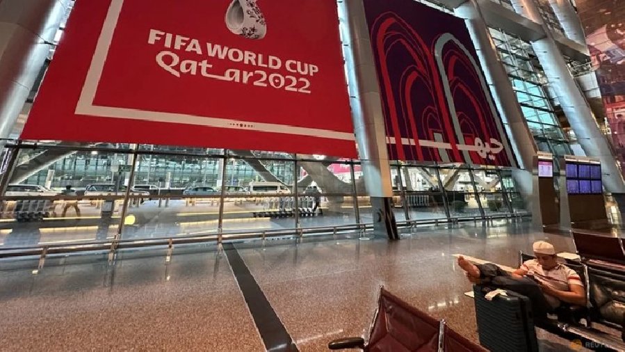 Qatar nới lỏng quy định phòng dịch COVID với cổ động viên đến xem World Cup 2022