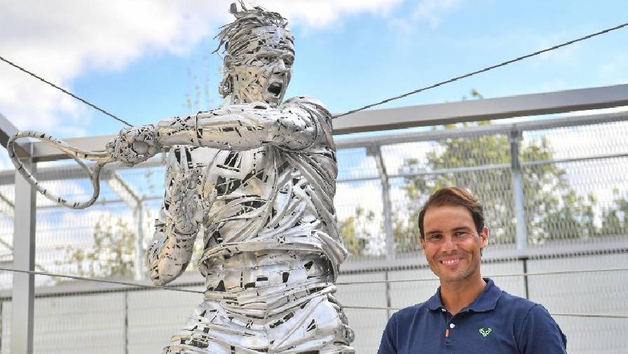 ‘Vô đối’ ở Roland Garros, Nadal được dựng tượng cực hoành tráng