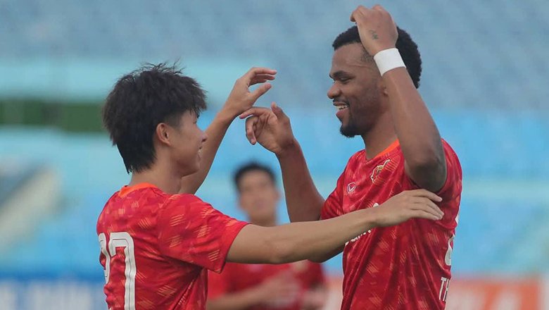 Ninh Bình thắng HAGL, vô địch giải giao hữu theo kịch bản 'Fergie time'