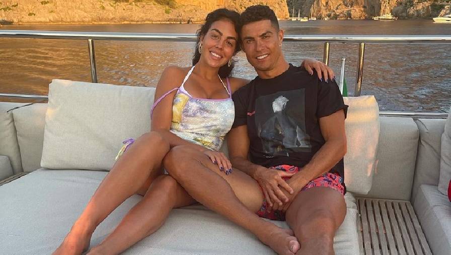 1001 điều cần biết về bạn gái Ronaldo: Bố ngồi tù 10 năm, chăm 3 con riêng của CR7