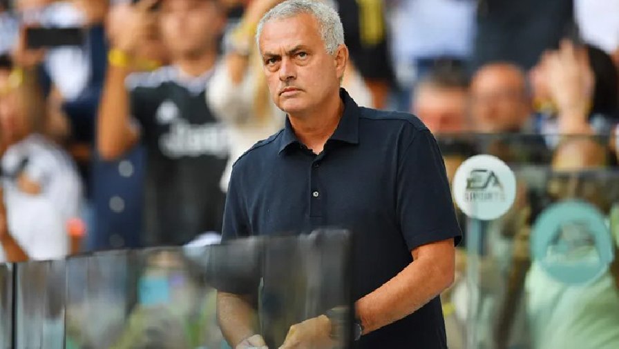 Mourinho xấu hổ với màn trình diễn của AS Roma trước Juventus